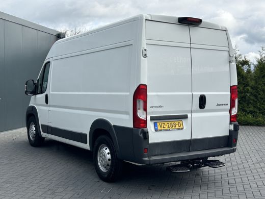 Citroën Jumper 35 2.2 HDI 131 PK ZWAAR / 1e EIG. / L2H2 / AIRCO / NAVI / BLUETOOTH / 3 TONS TREKHAAK / INRICHTING ActivLease financial lease