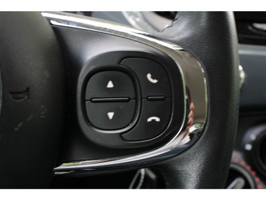 Fiat 500 1.2 Young | NL-AUTO! | DEALER OH! | NAVI (APPLE CARPLAY & ANDROID AUTO) | CRUISE | ALL-SEASON | A... ActivLease financial lease