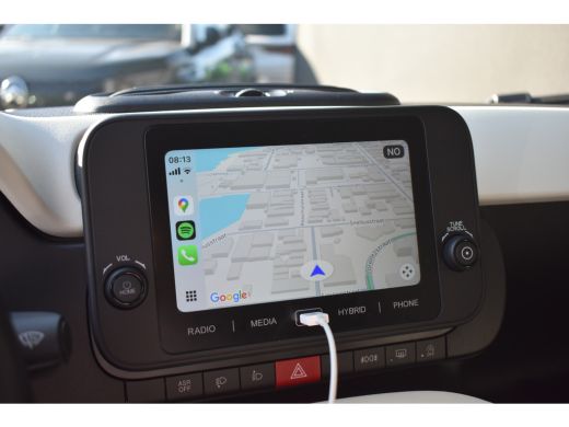 Fiat Panda 1.0 Hybrid Pandina | Navigatie | Lane-Assist | Regensensor | Mistlampen | DAB+ | Parkeersensoren ... ActivLease financial lease