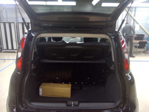 Fiat Panda 1.0 Hybrid Pandina | Navigatie | Lane-Assist | Regensensor | Mistlampen | DAB+ | Parkeersensoren ... ActivLease financial lease