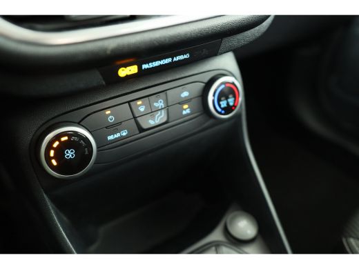 Ford Fiesta 1.0 EcoBoost Connected | Trekhaak | Parkeersensoren | Navi by App Android auto & Apple Carplay | ... ActivLease financial lease