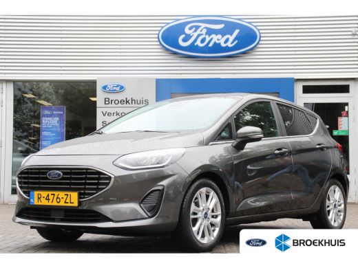 Ford Fiesta 1.0EB TITANIUM | NL-AUTO! | WINTERPACK | DEALER OH! | ADAPTIVE CRUISE | PARK SENS V+A | LIJN DETE... Ford Fiesta 1.0EB TITANIUM | NL-AUTO! | WINTERPACK | DEALER OH! | ADAPTIVE CRUISE | PARK SENS V+A | LIJN DETE...