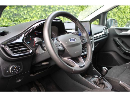 Ford Fiesta 1.0EB TITANIUM | NL-AUTO! | WINTERPACK | DEALER OH! | ADAPTIVE CRUISE | PARK SENS V+A | LIJN DETE... ActivLease financial lease