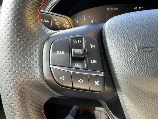 Ford FOCUS Wagon 1.0 125PK ST Line | TREKHAAK| PARKEERSENS. V+A| CLIMATE CONTROL| NAVIGATIE| CRIOSE CONTROL| MISTL... ActivLease financial lease