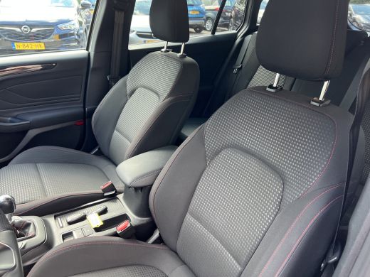 Ford FOCUS Wagon 1.0 125PK ST Line | TREKHAAK| PARKEERSENS. V+A| CLIMATE CONTROL| NAVIGATIE| CRIOSE CONTROL| MISTL... ActivLease financial lease