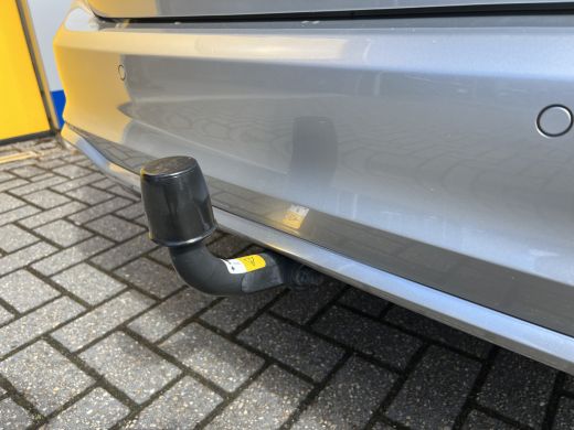 Ford FOCUS Wagon 1.0 125PK ST Line | TREKHAAK| PARKEERSENS. V+A| CLIMATE CONTROL| NAVIGATIE| CRIOSE CONTROL| MISTL... ActivLease financial lease
