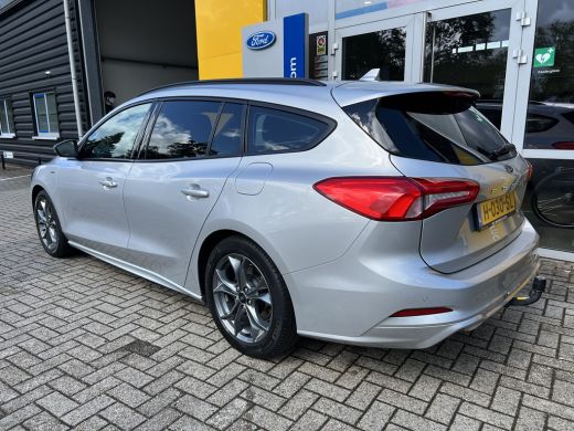Ford FOCUS Wagon 1.0 125PK ST Line | TREKHAAK| PARKEERSENS. V+A| CLIMATE CONTROL| NAVIGATIE| CRIOSE CONTROL| MISTL... ActivLease financial lease