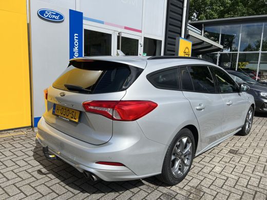 Ford FOCUS Wagon 1.0 125PK ST Line | TREKHAAK| PARKEERSENS. V+A| CLIMATE CONTROL| NAVIGATIE| CRIOSE CONTROL| MISTL... ActivLease financial lease