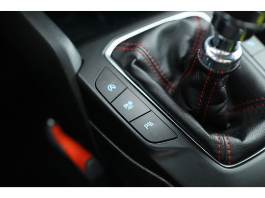 Ford FOCUS Wagon 1.0 EcoBoost Hybrid ST Line Style | Navigatie | Cruise control | Winterpakket | Camera | Dealer o... ActivLease financial lease