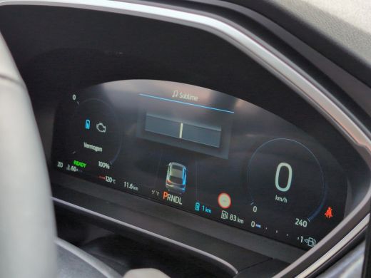 Ford Kuga 2.5 PHEV Titanium | Achteruitrijcamera | Bots waarschuwing systeem | Draadloze telefoonlader ActivLease financial lease