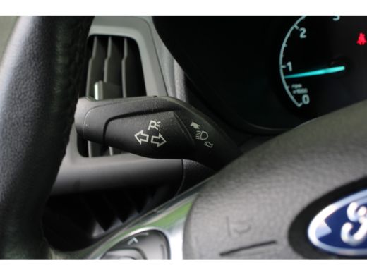 Ford Transit Connect 1.5EB L2 | NL-AUTO! | DEALER OH! | NAVI | CAMERA | CRUISE | 1 EIGENAAR! | PARKEERSENSOREN | VOORR... ActivLease financial lease