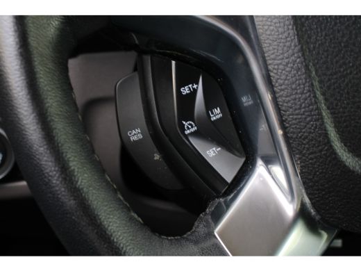 Ford Transit Connect 1.5EB L2 | NL-AUTO! | DEALER OH! | NAVI | CAMERA | CRUISE | 1 EIGENAAR! | PARKEERSENSOREN | VOORR... ActivLease financial lease