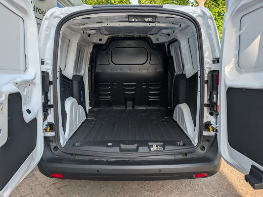 Ford Transit Courier 1.0 EcoBoost Trend 125pk | Parkeersensoren | Clima | Schuifdeur | Cruise Control | DAB | Bleutoot... ActivLease financial lease