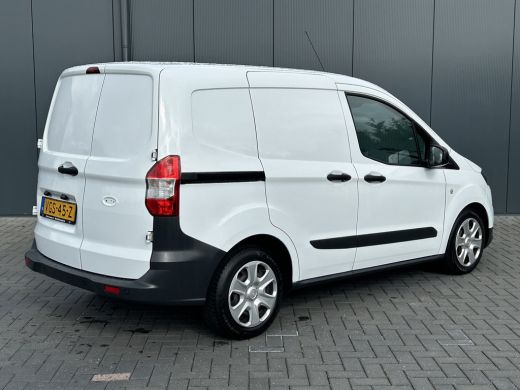 Ford Transit Courier 1.5 TDCI / L1H1 / 1e EIGENAAR / 62.463 KM / AIRCO / CRUISE / NAVI ActivLease financial lease