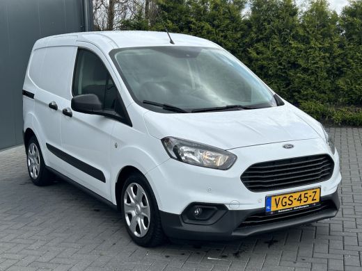 Ford Transit Courier 1.5 TDCI / L1H1 / 1e EIGENAAR / 62.463 KM / AIRCO / CRUISE / NAVI ActivLease financial lease