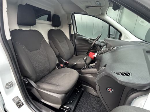 Ford Transit Courier 1.5 TDCI / L1H1 / 1e EIGENAAR / 62.463 KM / AIRCO / CRUISE / NAVI ActivLease financial lease