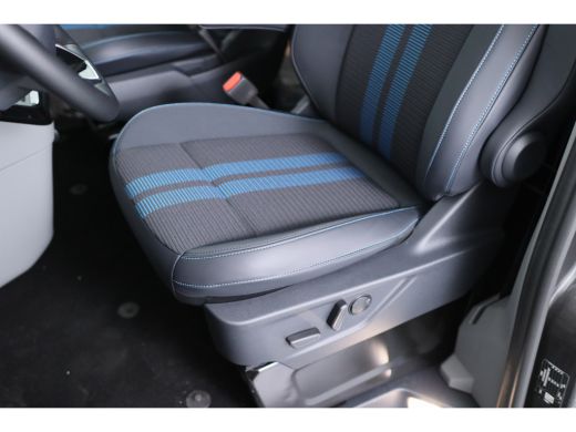 Ford Transit Custom 320 2.5 PHEV L2H1 Sport DC | Trekhaak | LED | Navi | 360 Camera | Cruise Adaptive | Stoel/Stuur V... ActivLease financial lease