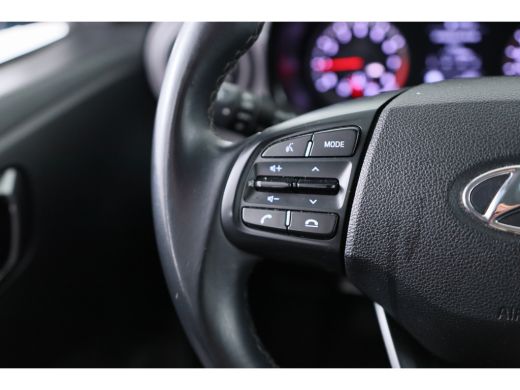 Hyundai i10 1.0 Comfort Smart | Navi | Camera | Airco | Cruise | DAB | Elektrische Ramen ActivLease financial lease