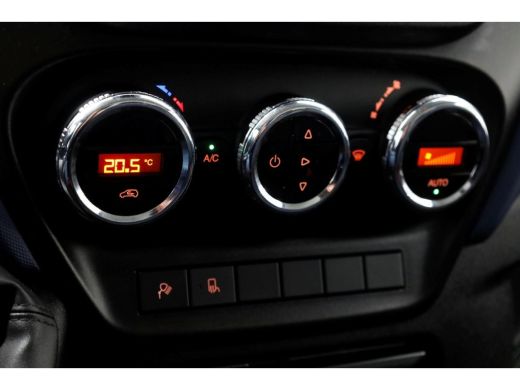 Iveco Daily 40C18 3.0 180pk L2H2 HiMatic Automaat LED/Inrichting/Trekhaak 3500kg 03-2021 ActivLease financial lease