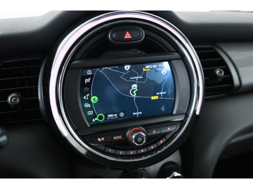 Mini Mini 1.5 Cooper Business Edition | Automaat | Climate control | Cruise control | Dealer onderhouden | ActivLease financial lease