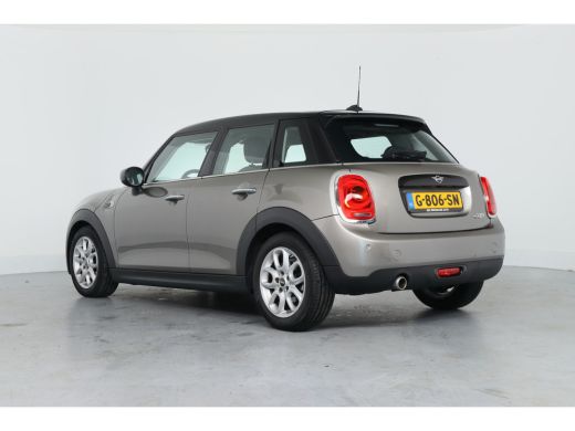 Mini Mini 1.5 Cooper Business Edition | Automaat | Climate control | Cruise control | Dealer onderhouden | ActivLease financial lease