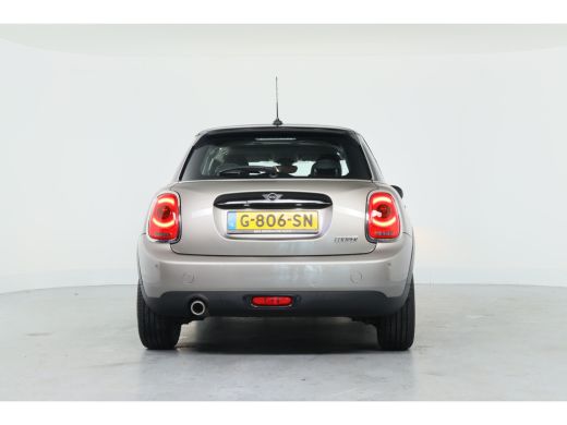 Mini Mini 1.5 Cooper Business Edition | Automaat | Climate control | Cruise control | Dealer onderhouden | ActivLease financial lease