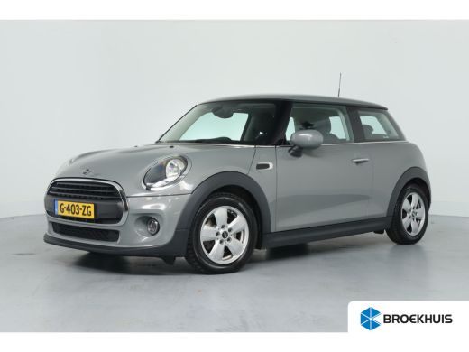 Mini Mini 1.5 One First | Dealer Onderhouden! | Airco | Parkeersensoren | Lichtmetalen Velgen | Bluetooth |... Mini Mini 1.5 One First | Dealer Onderhouden! | Airco | Parkeersensoren | Lichtmetalen Velgen | Bluetooth |...