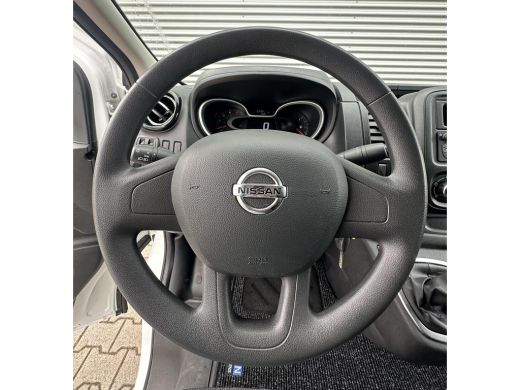 Nissan NV300 2.0 dCi 120 L2H1 ActivLease financial lease