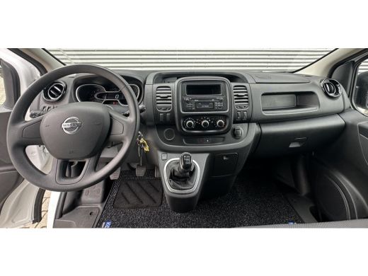Nissan NV300 2.0 dCi 120 L2H1 ActivLease financial lease