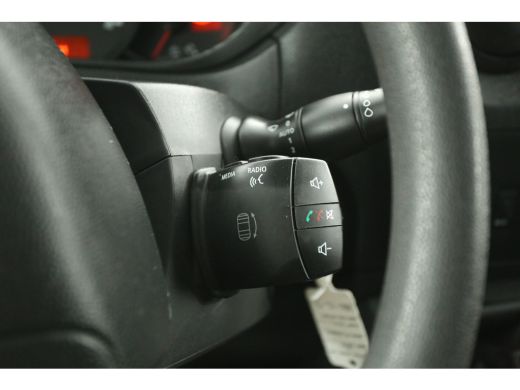 Opel Movano 2.3 CDTI L3H2 Airco Camera Cruise Trekhaak Navi 3 Persoons Imperiaal PDC ActivLease financial lease