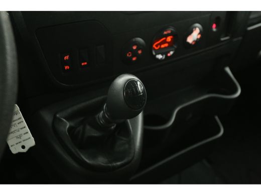 Opel Movano 2.3 CDTI L3H2 Airco Camera Cruise Trekhaak Navi 3 Persoons Imperiaal PDC ActivLease financial lease