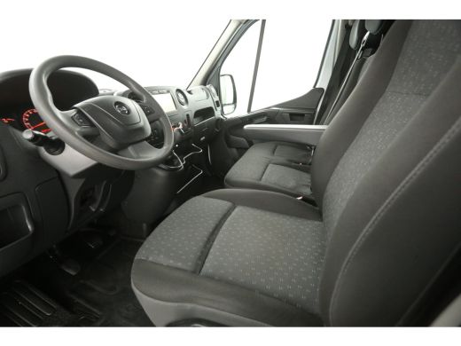 Opel Movano 2.3 CDTI L3H2 Airco Camera Cruise Trekhaak Navi 3 Persoons Imperiaal PDC ActivLease financial lease