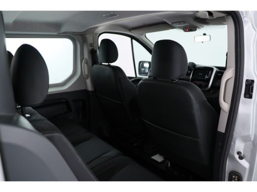 Opel Vivaro 1.6 CDTI L2H1 DC Edition EcoFlex | Sidebars | Trekhaak | Navigatie | Cruise Control | Camera | Ai... ActivLease financial lease