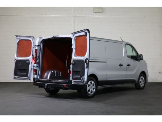 Renault Trafic 2.0 dCi 150pk L2 H1 Automaat Airco Navigatie Camera 2x Schuifdeur ActivLease financial lease