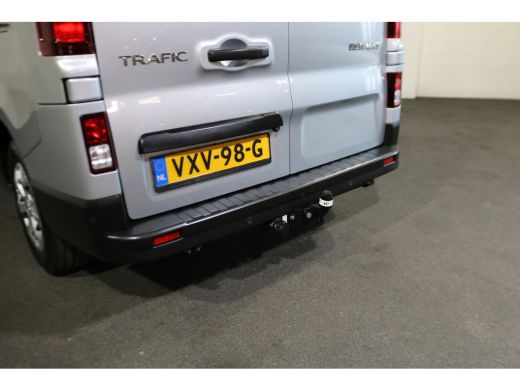 Renault Trafic 2.0 dCi 150pk L2 H1 Automaat Airco Navigatie Camera 2x Schuifdeur ActivLease financial lease