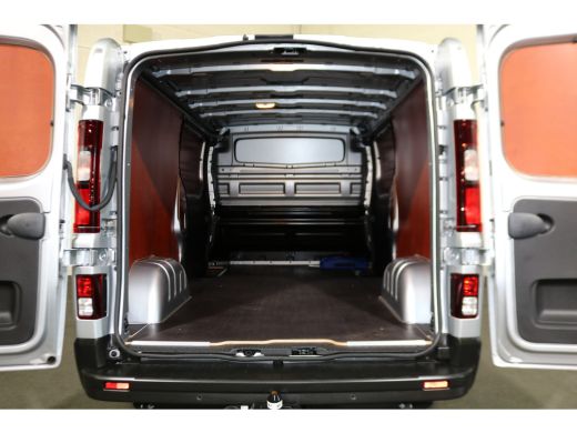 Renault Trafic 2.0 dCi 150pk L2 H1 Automaat Airco Navigatie Camera 2x Schuifdeur ActivLease financial lease