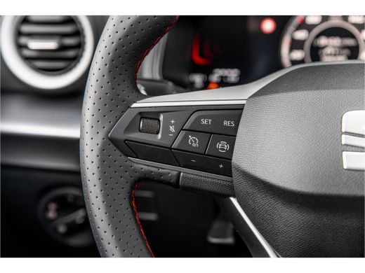 Seat Ibiza 1.0 EcoTSI FR Anniversary | Sportstoelen | Panorama Dak | App-Connect | 18'' LMV | Cruise Control... ActivLease financial lease