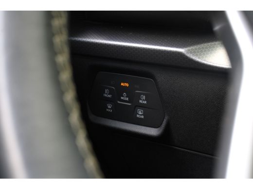 Seat Leon Sportstourer 1.0 TSI Reference | NL-AUTO! | DEALER OH! | CRUISE CONTROL | LANE ASSIST | APPLE CARPLAY + ANDROI... ActivLease financial lease