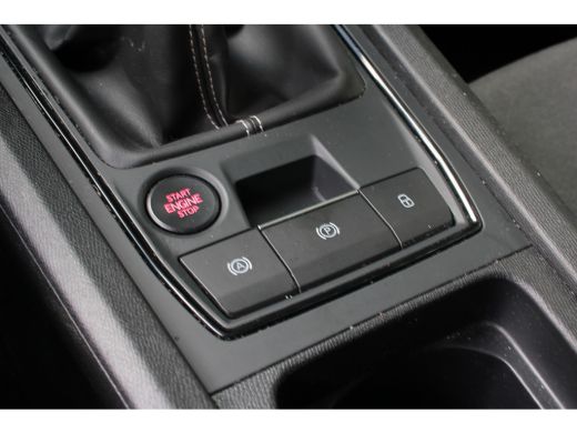 Seat Leon Sportstourer 1.0 TSI Reference | NL-AUTO! | DEALER OH! | CRUISE CONTROL | LANE ASSIST | APPLE CARPLAY + ANDROI... ActivLease financial lease