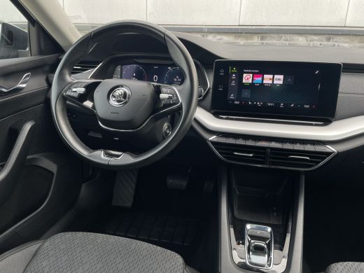 Skoda Octavia Combi 1.5 e-TSI Business Edition Plus | Trekhaak | Head-Up | Carplay | LED | Sfeerverl. | Camera ... ActivLease financial lease