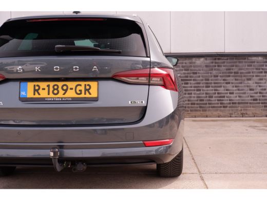 Skoda Octavia Combi 1.5 e-TSI Business Edition Plus | Trekhaak | Head-Up | Carplay | LED | Sfeerverl. | Camera ... ActivLease financial lease