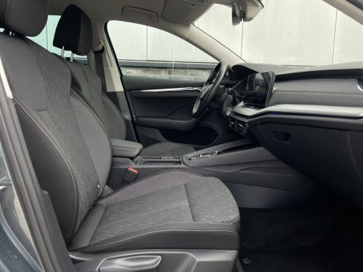 Skoda Octavia Combi 1.5 e-TSI Business Edition Plus | Trekhaak | Head-Up | Carplay | LED | Sfeerverl. | Camera ... ActivLease financial lease