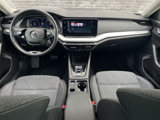 Skoda Octavia Combi 1.5 e-TSI Business Edition Plus | Trekhaak | Head-Up | Carplay | LED | Sfeerverl. | Camera ... ActivLease financial lease