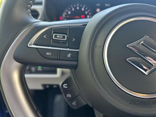 Suzuki Swift 1.2 Style Smart Hybrid ActivLease financial lease