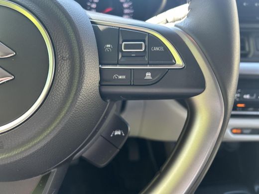 Suzuki Swift 1.2 Style Smart Hybrid ActivLease financial lease