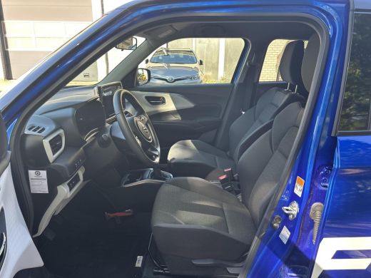 Suzuki Swift 1.2 Style Smart Hybrid ActivLease financial lease