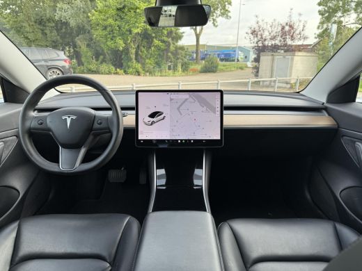 Tesla Model 3 Range Plus | Autopilot | Panorama | Leder | Navi | Camera ActivLease financial lease