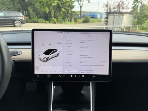 Tesla Model 3 Range Plus | Autopilot | Panorama | Leder | Navi | Camera ActivLease financial lease