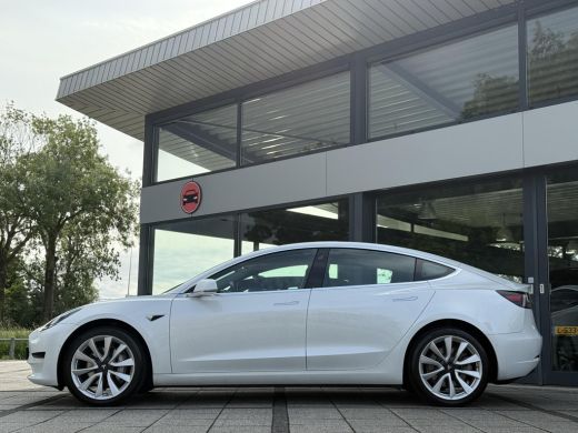 Tesla Model 3 Range Plus | Autopilot | Panorama | Leder | Navi | Camera ActivLease financial lease