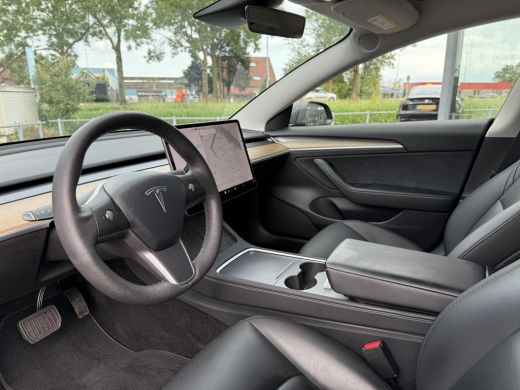 Tesla Model 3 Range Plus | Autopilot | Panorama | Leder | Navi | Camera ActivLease financial lease